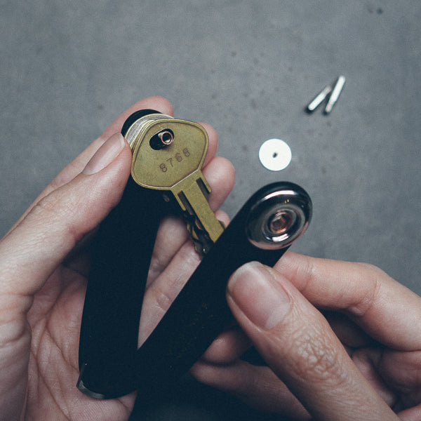 Leather Key Organizer - Keychain by The Messenger by TCCO, The Commandment Co , Singapore Christian gifts shop