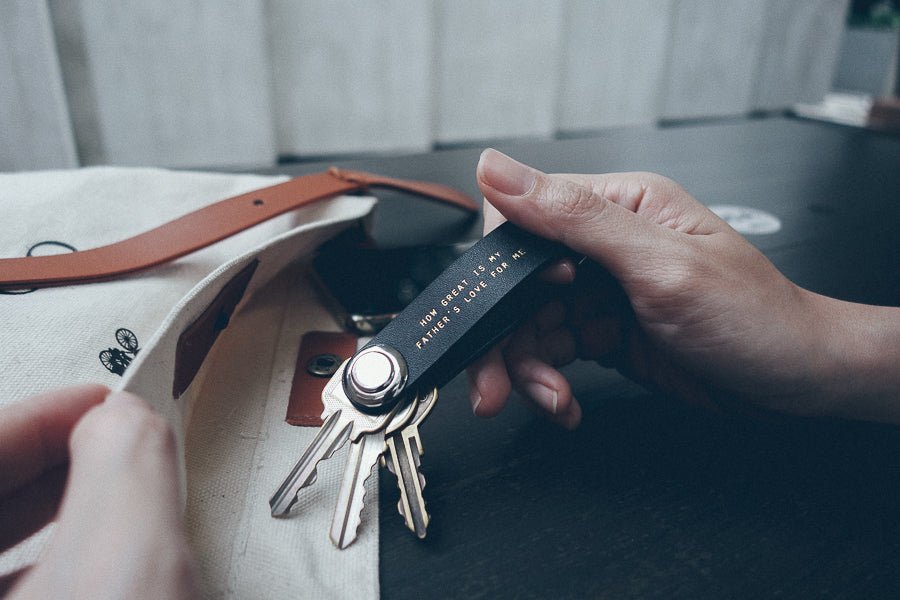 Leather Key Organizer - Keychain by The Messenger by TCCO, The Commandment Co , Singapore Christian gifts shop