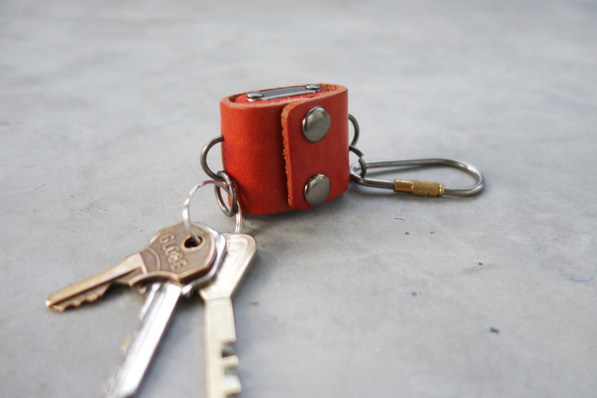 Multipurpose dice case that does more than hold dice. Makes amazing surprise presents to impress your funny friends too!