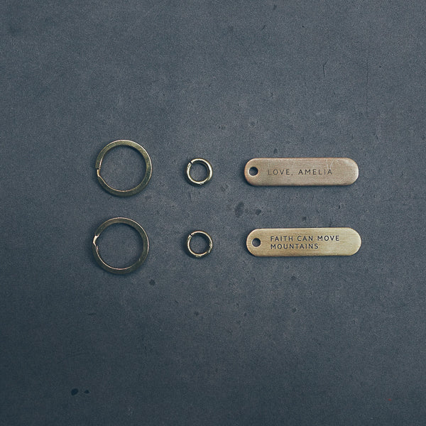 Classic Bar brass keychain component detail