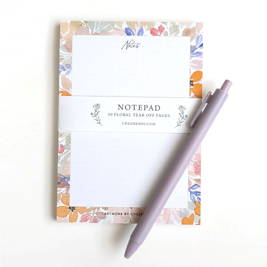 Square Floral Delight Notepad: 50 pages, tear-off simplicity, complete with a ballpoint pen