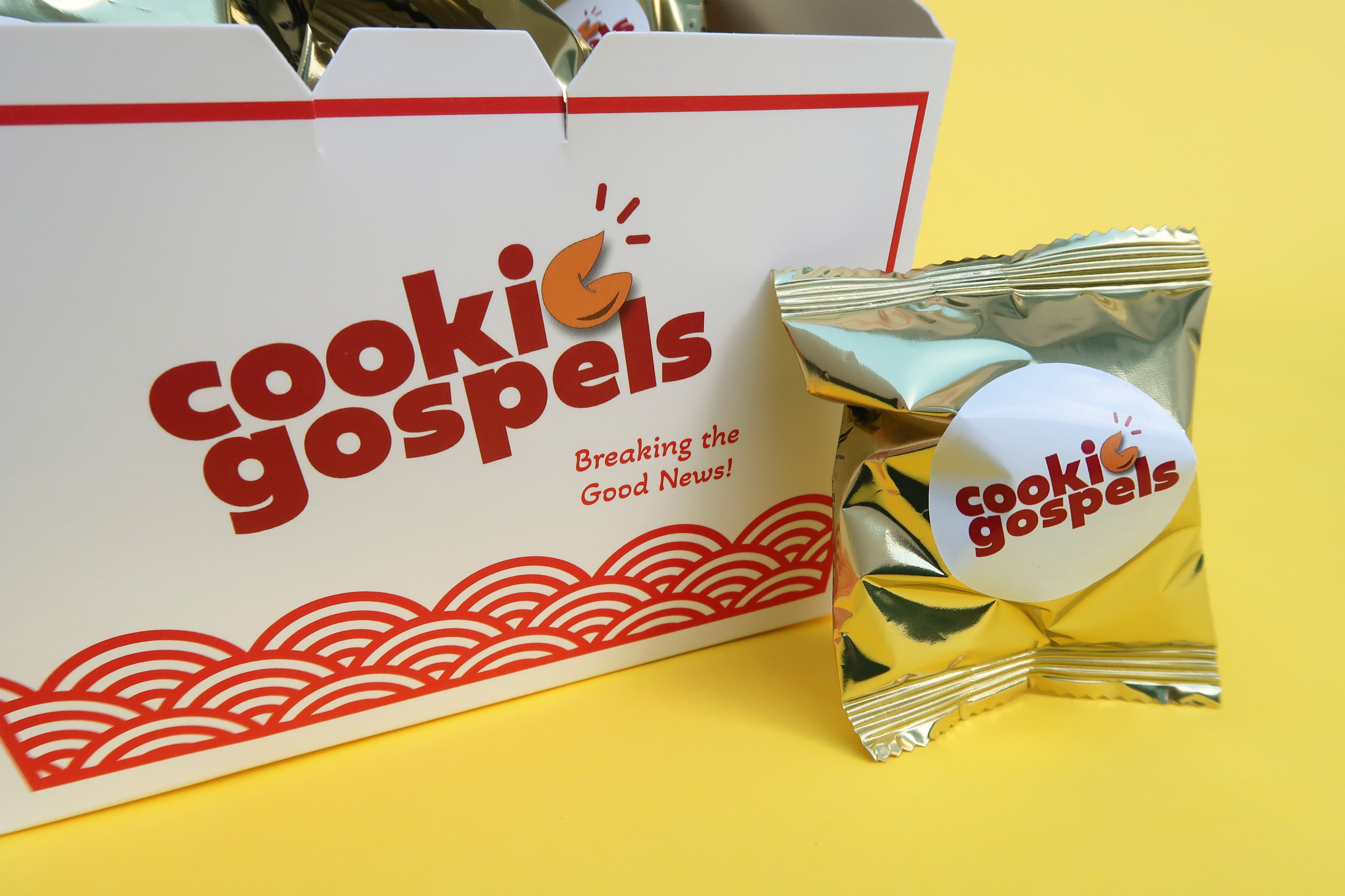 Gospel Cookies Christian fortune cookie gift box with individually wrapped gold cookie