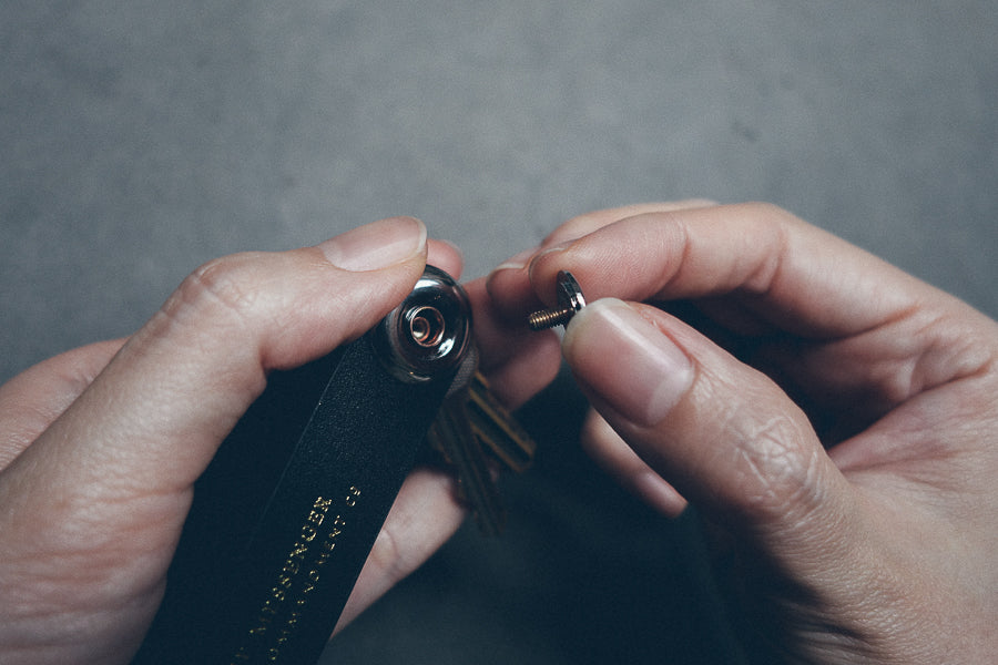 Leather Key Organizer - Keychain by The Messenger by TCCO, The Commandment Co , Singapore Christian gifts shop