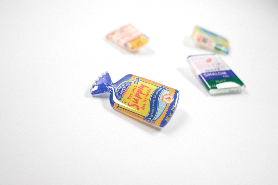 Great gifts for friends who are into the cute or hippie trends. Definitely a cute collector's item. Collect the whole supermarket series pin now!