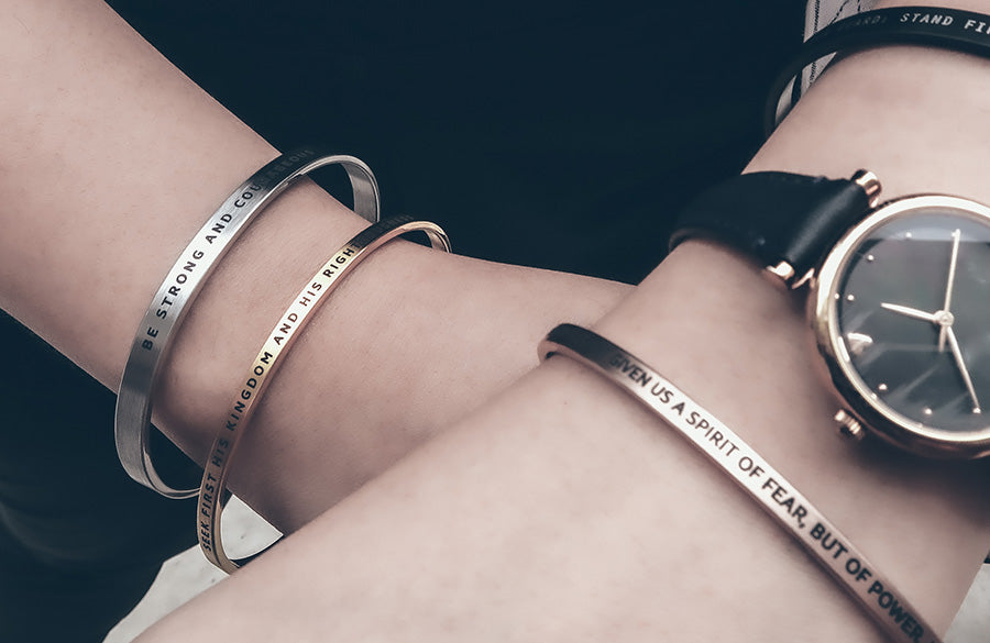 Personalised metal verse bands for couples