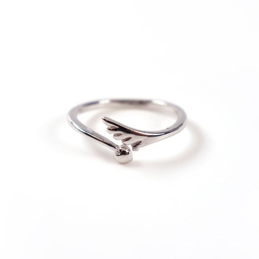 Under his wings we are safe ring